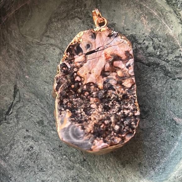 Stone pendant. Double sided. Gold dipped - Picture 2 of 4